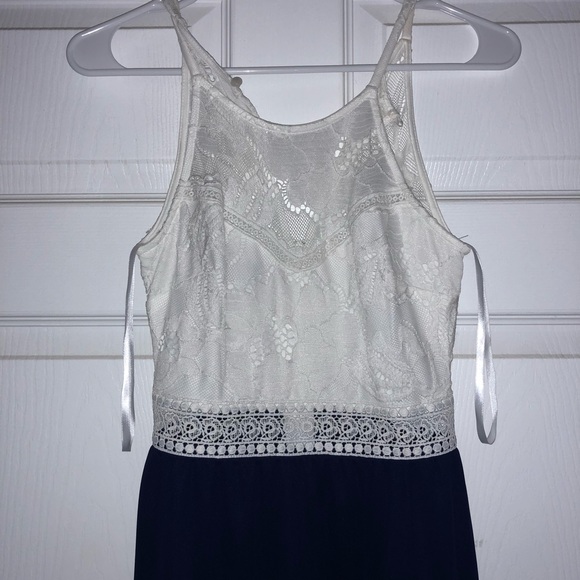 Long dress - Picture 4 of 5